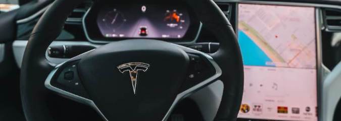 Musk Unveils Creepy Futuristic Dashboard That Shows What Neural Network Inside Tesla Self-Driving Car Sees